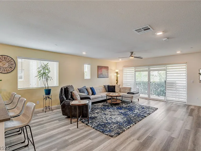 3715 Brilliant Sunset St — Photo 6