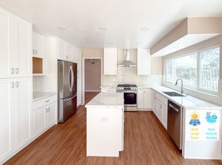 1780 Crystal Ridge Way, Vista, CA 92081