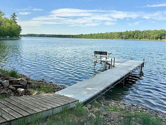 4th image of 32360 SW Pickerel Lake Rd