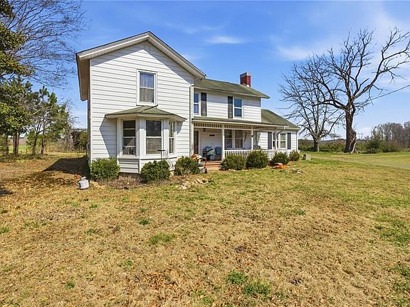 3rd image of 33247 Boothe Rd