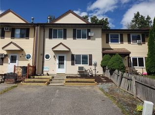 14 Cedar Ct, Middletown, NY 10940