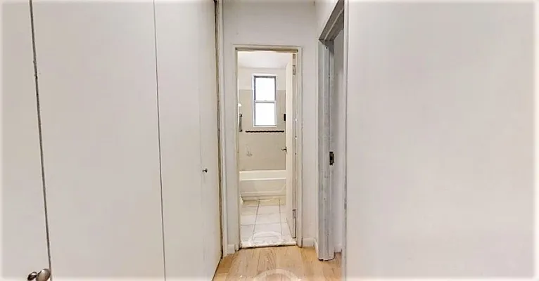 Sold by Robert E. Hill  | media 7