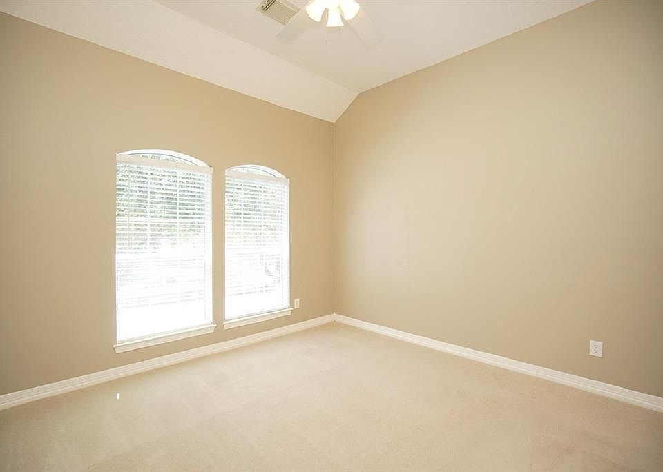 1st image of 22622 Sierra Lake Ct