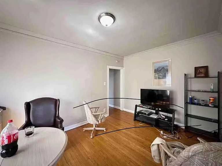 4257 W Addison St #3 — Photo 6