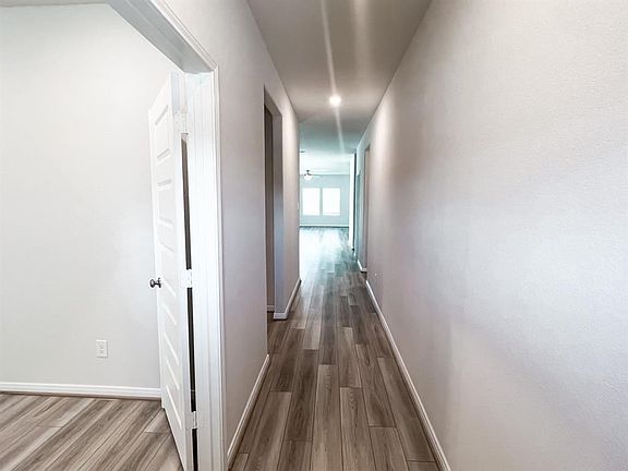 2nd image of 2226 Royal Ann Way
