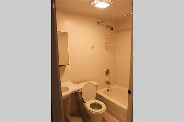 Rented by KeyWorthy | media 6