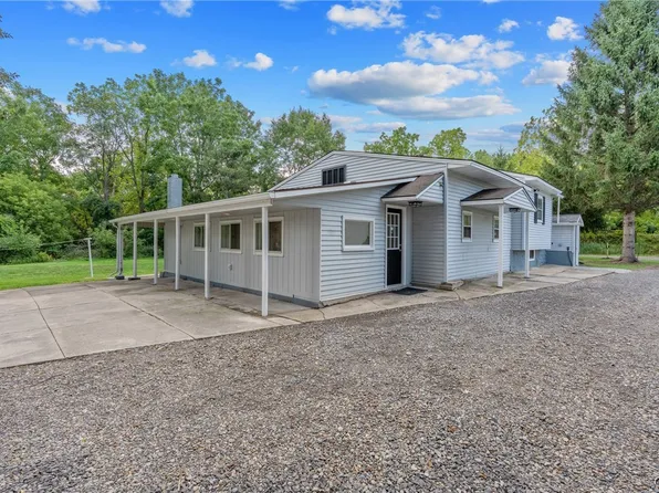 348 Gere Lock Rd, Syracuse, NY 13209