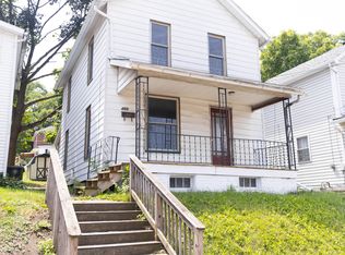 405 Division Ave, Ellwood City, PA 16117