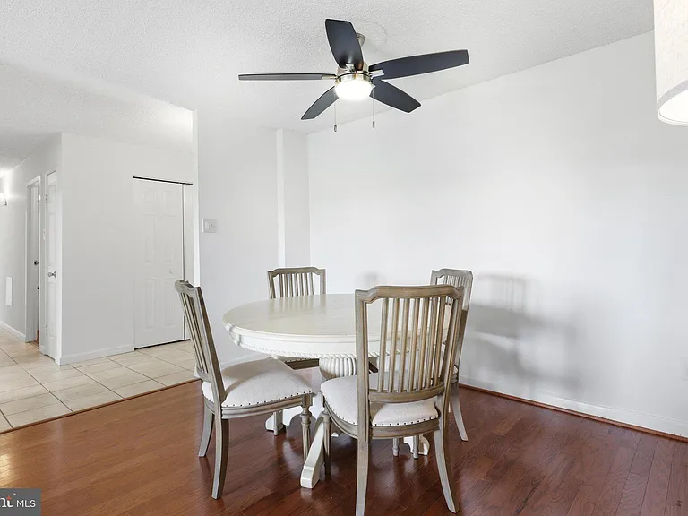 5300 Holmes Run Pkwy #607 — Photo 6