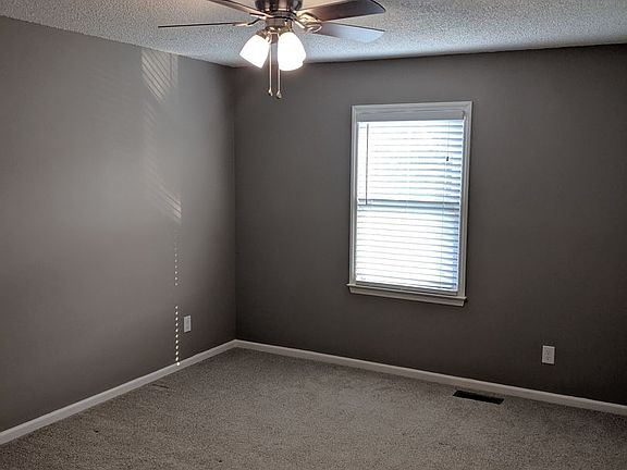 5th image of 404 Belmont Mount Holly Rd #13