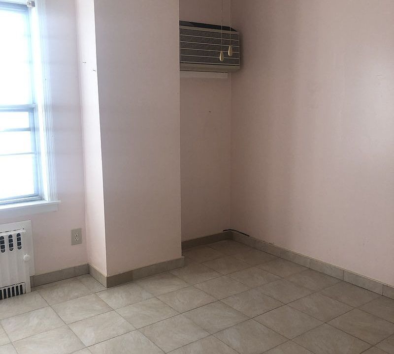 2nd image of 2065 66th St