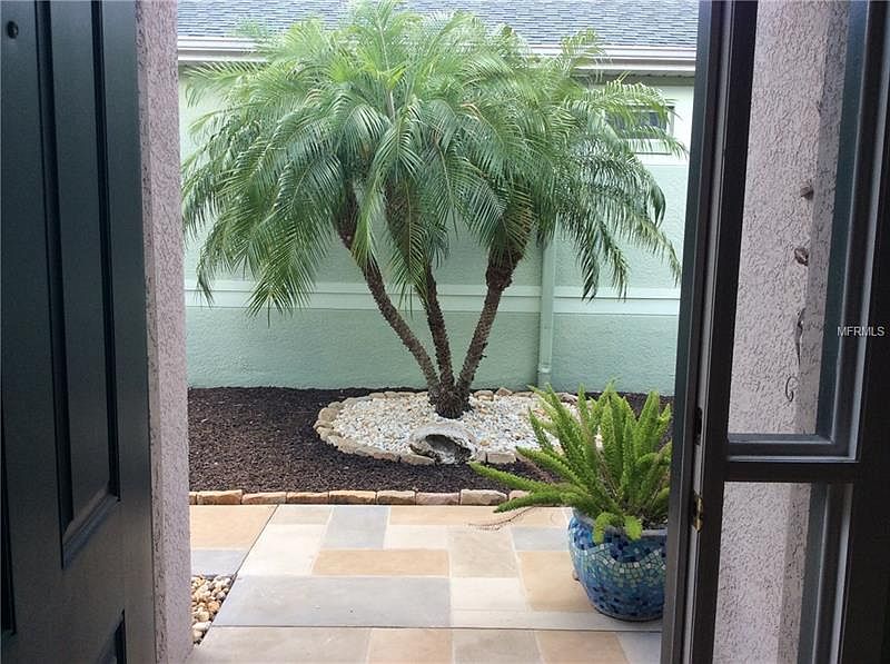 2nd image of 20943 Diamonte Dr