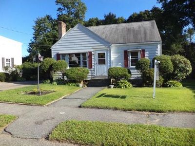 26 Kenmore Rd, Waltham, MA, 02453