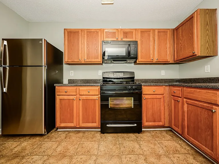 525 Barshay Dr — Photo 7