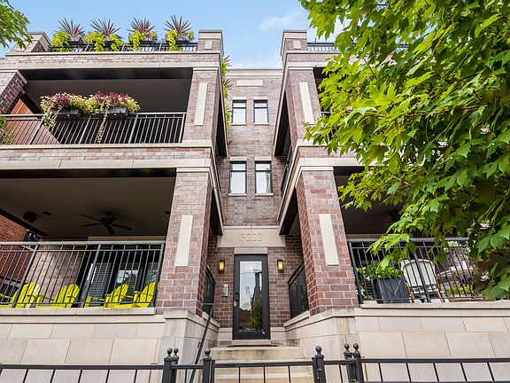 2nd image of 3222 N Southport Ave #3S