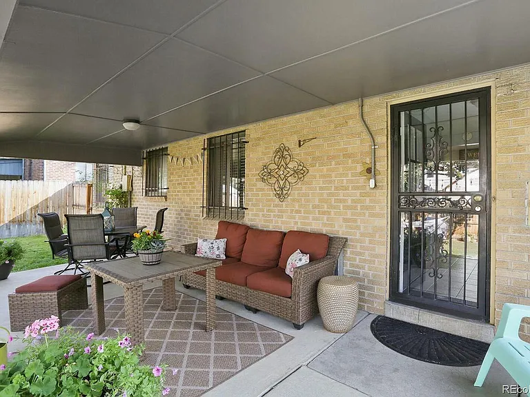 1223 Forest St — Photo 19