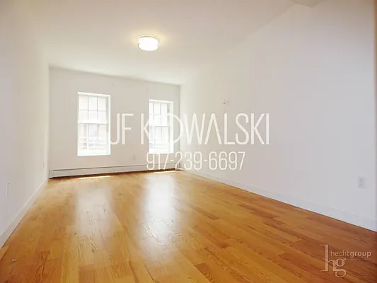 Rented by Hecht Group | media 7