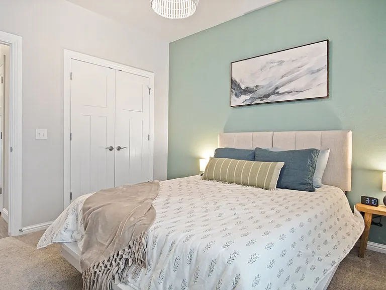 10004 Glover River Dr — Photo 31