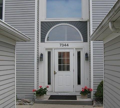 4th image of 7344 Huron Ave #301
