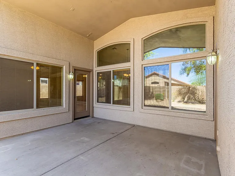 1238 W Dana Dr — Photo 40