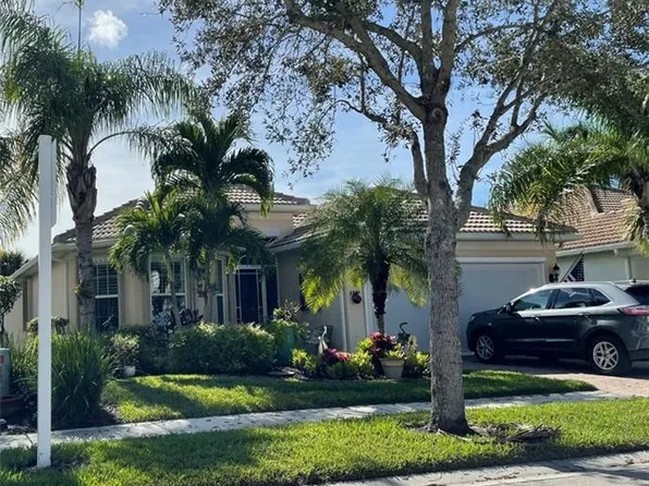 8524 Benelli CT, NAPLES, FL 34114
