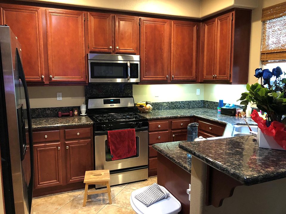 2nd image of 905 Mira Lago Way
