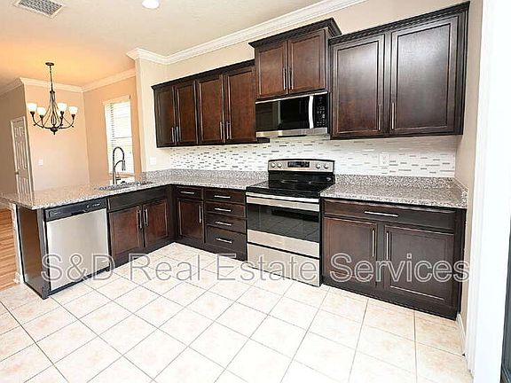 4th image of 6309 Yellow Buckeye Dr