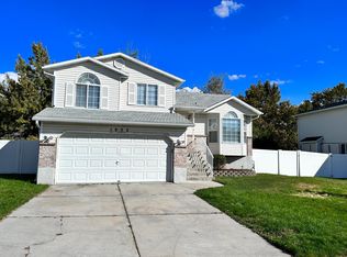 1052 N 2575 W, Layton, UT 84041