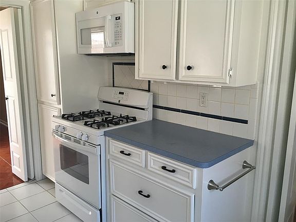 5th image of 6911 Pine Vista Ln