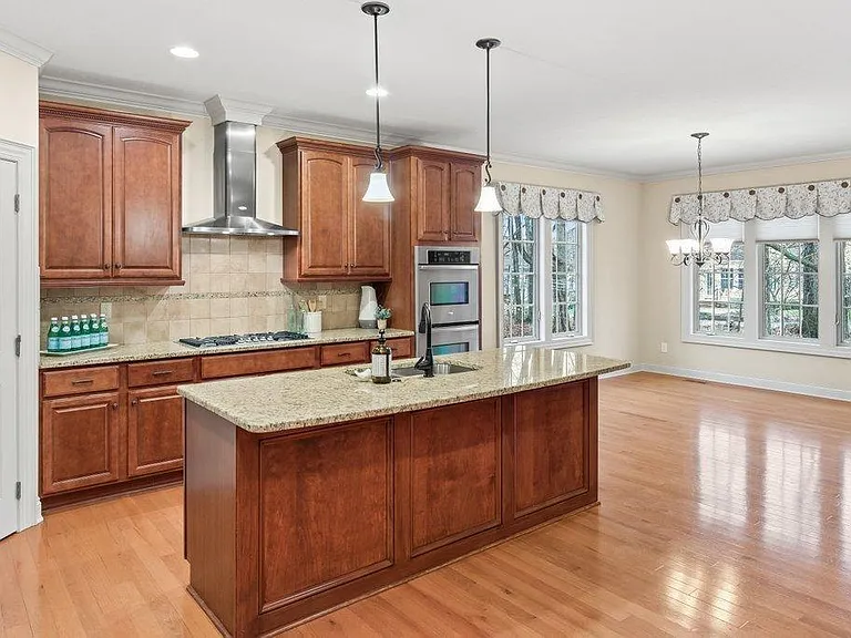 5430 Slater Rdg #1 — Photo 2