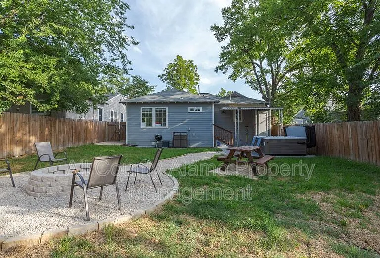 1031 W Gramercy Pl — Photo 20