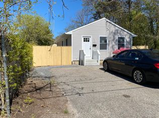 65 Overlook Dr, Mastic Beach, NY 11951