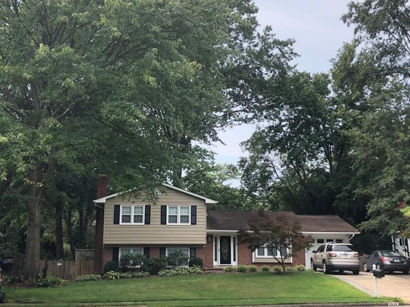 8622 Yardley Dr