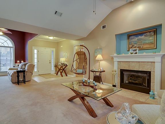5th image of 339 Country Glen Ave