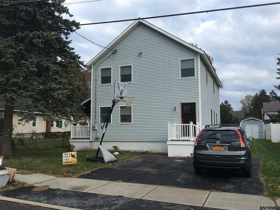 1st image of 52 Newton Ave