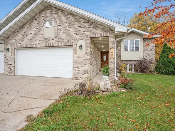 1008 Westwood Dr, Saint James, MN 56081