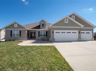 904 Ambercrombie Square Ct, O'Fallon, IL 62269