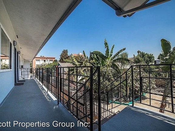 2nd image of 5622 La Mirada Ave APT 1