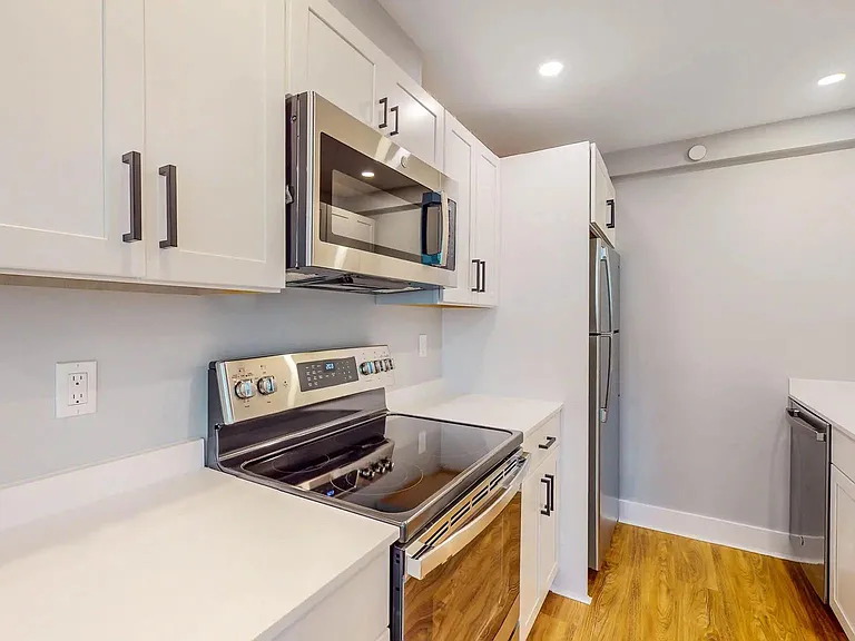 134 Sherman St #7 — Photo 9
