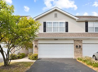 2349 Stoughton Cir, Aurora, IL 60502