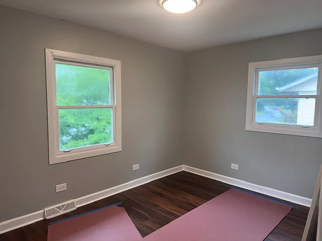 236 E Rose St — Photo 15
