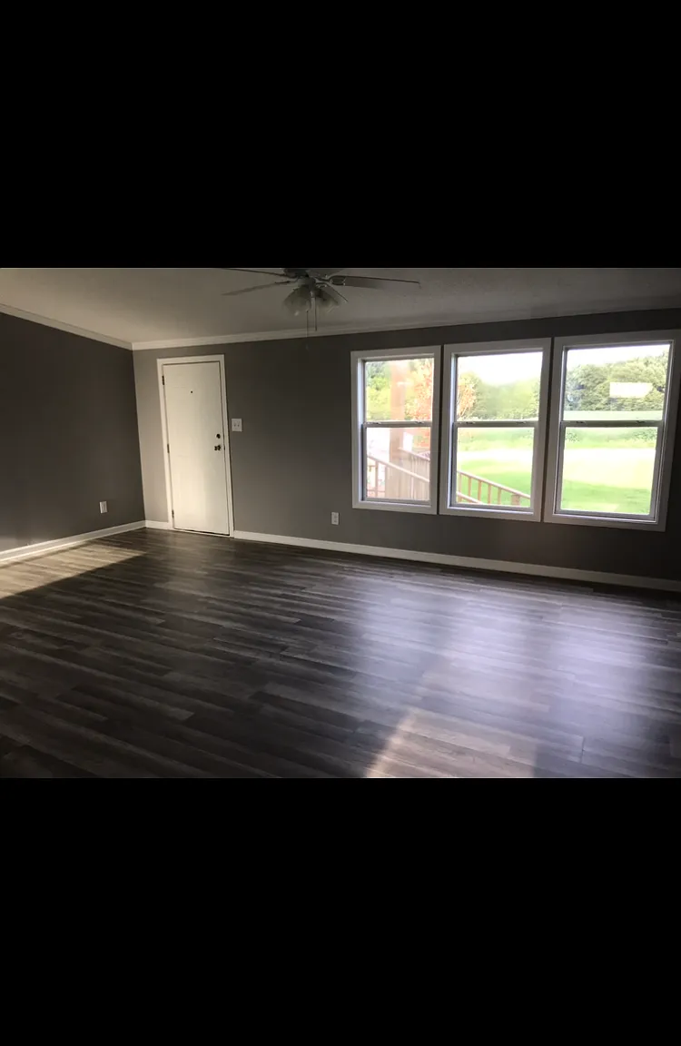 3 bed, 1865 sqft, $1,500 — Photo 2