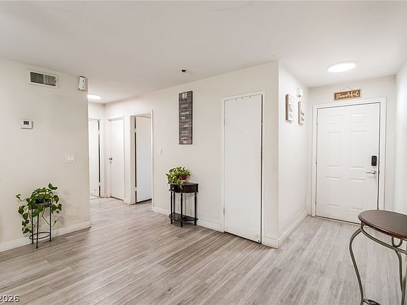 5th image of 5104 Churchill Ave