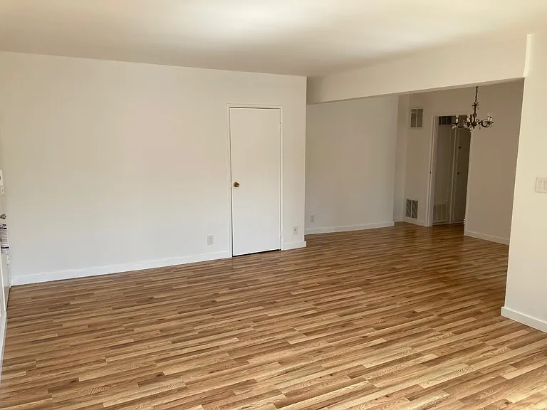 1234 N Laurel Ave — Photo 12