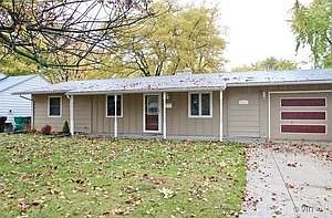 1st image of 10216 Hibiscus Dr