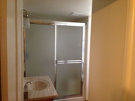 5th image of 510 NE Blake Ave