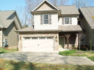 1833 Duncan Rd APT 101, Knoxville, TN 37919