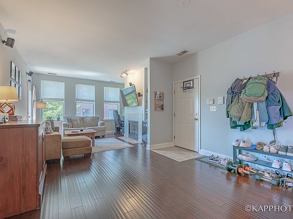 5th image of 1205 N Orleans St APT 104