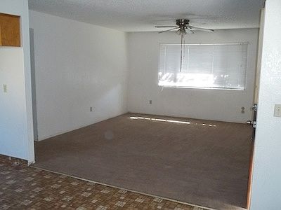 4th image of 1025 S Anacapa Ave