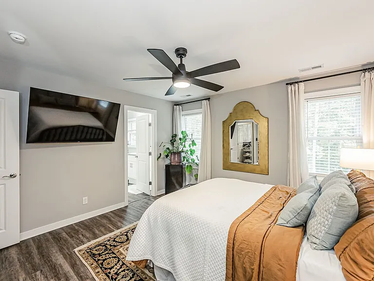 421 Pagebrook Dr — Photo 33